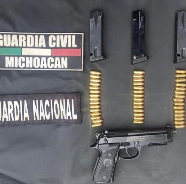GUARDIA CIVIL DECOMISA ARMAS DE FUEGO EN MUNICIONES HAY DOS DETENIDOS.