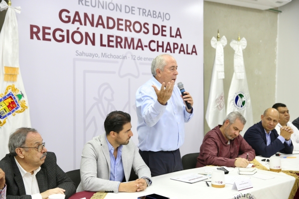 EL GOBERNADOR ALFREDO RAMÍREZ BEDOLLA Y SEGALMEX ACUERDAN FORTALECER EL SECTOR GANADERO Y LECHERO DE MICHOACÁN.